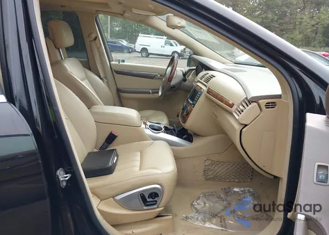 2006 Mercedes-Benz R 500 4Matic z USA, uszkodzony, nr VIN 4JGCB75E96A023571